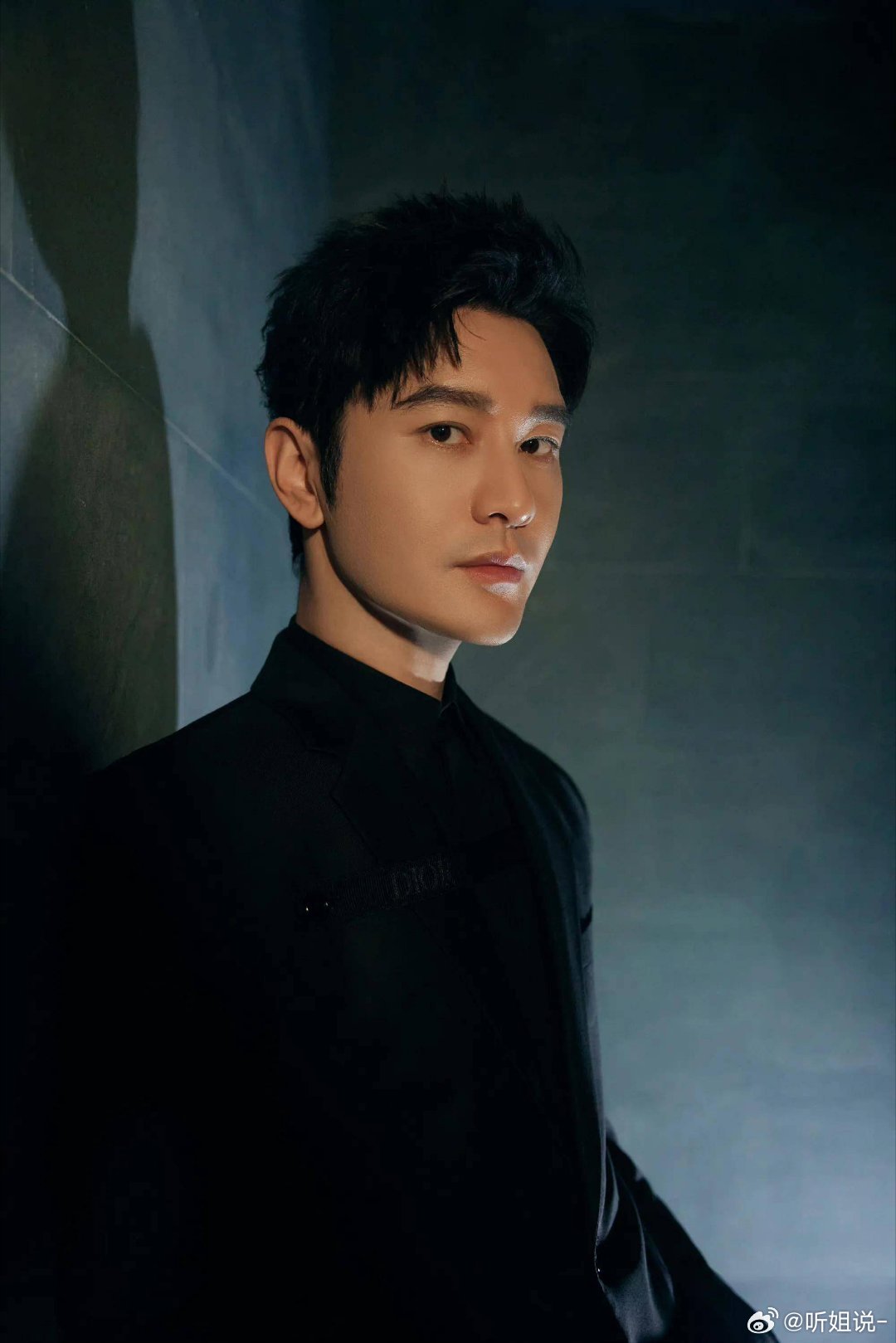 黄晓明最新动态揭秘🌟