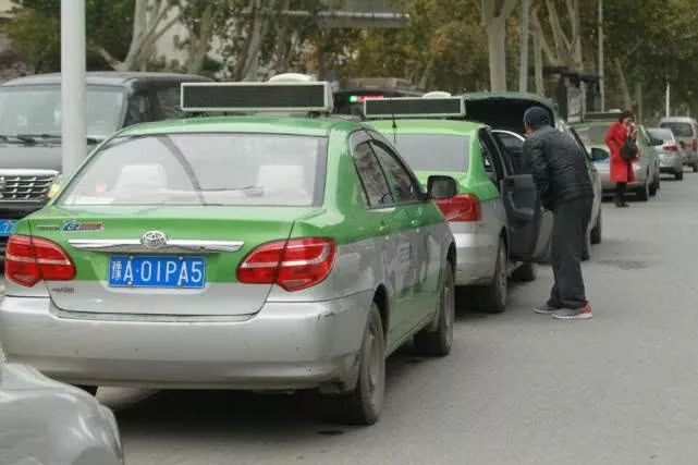 郑州出租车最新转让价，科技引领出行变革，便捷之旅启程