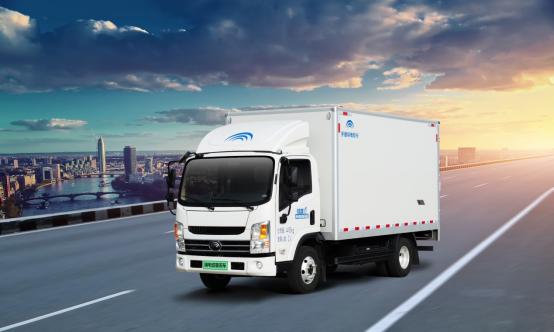 国产最新款牵引车，驶向未来的成就与自信之路